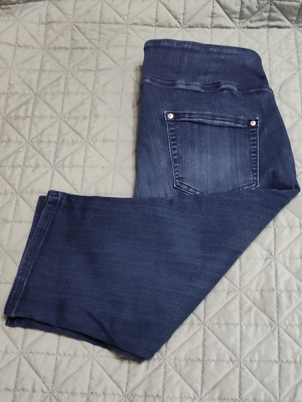 Dark Blue Denim Capri Jeans - Picture 7 of 11